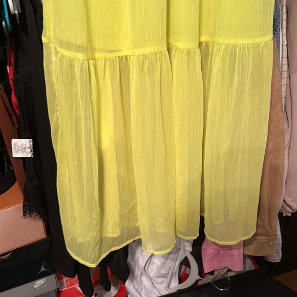 AWARE Yellow Dress - Picture 4 of 6